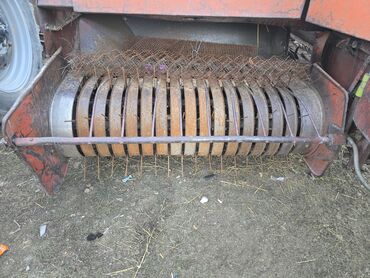 Тракторы МТЗ (Беларус): Модель: 82.1 экспортный, Б/у, 1996 г., С пресс-подборщиком — 12