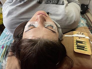 Ресницы: Ресницы, 2D, 3D, 4D, С выездом на дом, Гипоаллергенные материалы, Консультация at lalafo.kg — 9 Ресницы: Ресницы, 2D, 3D, 4D, С выездом на дом, Гипоаллергенные материалы, Консультация — 9