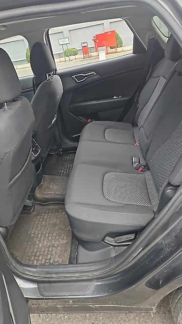 Kia: Kia Sportage: 1.6 л | 2023 г. Кроссовер — 5