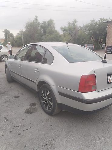 6 дыр: Volkswagen Passat: 1999 г., 1.6 л, Кол менен иштөөчү, Бензин, Седан — 10