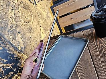 ipad обмен: Планшет, Apple, память 64 ГБ, 9" - 10", Wi-Fi, Б/у, Классический цвет - Серый — 2