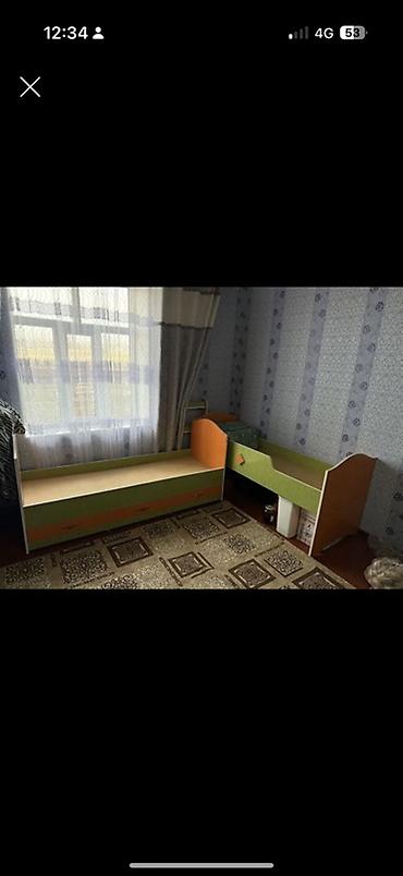 кресло комп: Детский комплект мебели: кровать + кровать-чердак со столом/полкой - — 1