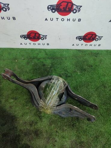 подвесной подшипник: Рычаг подвески HONDA Odyssey RA6 2.3 2002 (б/у)