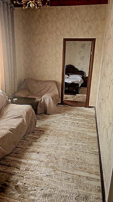 барачный дом: Гостиница с уютной спальней в смежном блоке. Планировка и мебель: - — 3