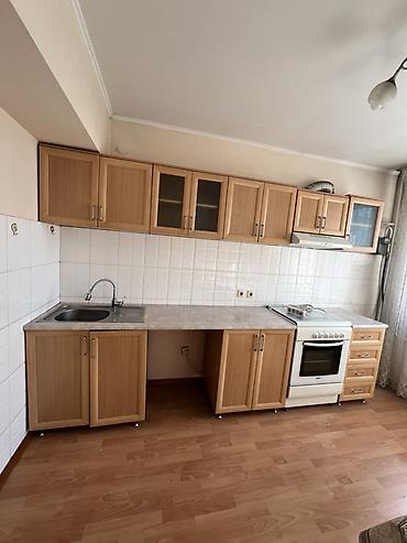 Кухонные гарнитуры: Кухонный гарнитур — 5