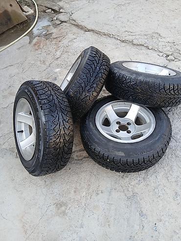 Шиналар жана дисктер: Дөңгөлөктөр монтажда 175 / 70 / R 13, Кыш, Колдонулган, Комплект, Жеңил унаалар, Куйма, тешиктери - 4 — 6
