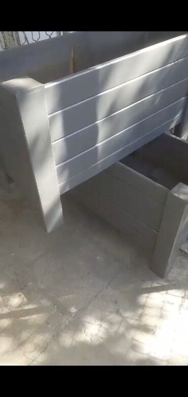 Landşaft işləri: #dibçeklər gülə hər ölcidə heyit kafe #gül dibcaklar. şeyid -da lalafo.az — 4 Landşaft işləri: #dibçeklər gülə hər ölcidə heyit kafe #gül dibcaklar. şeyid — 4