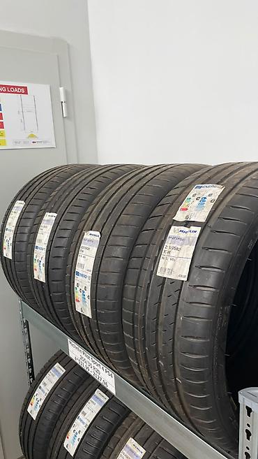 baqaj toru: Yeni Şin Michelin 255 / 35 / R 20 — 4