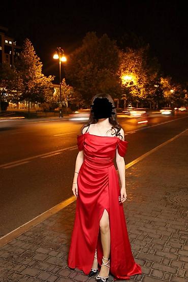 drapirovkalı ətəklər: 1 dəfə veçerə geyinilib. 120azn alınıb. Real alıcıya endirim olacaq — 2