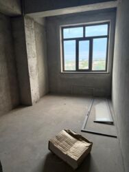 дом кара балта квартира: 2 бөлмө, 72 кв. м, Элитка, 6 кабат, ПСО (өзү оңдоп түзөтүп бүтүү үчүн)