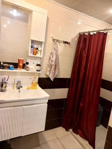 Köhnə tikili: Bakı, 2 otaqlı, Köhnə tikili, m. Qara Qarayev, 65 kv. m — 11