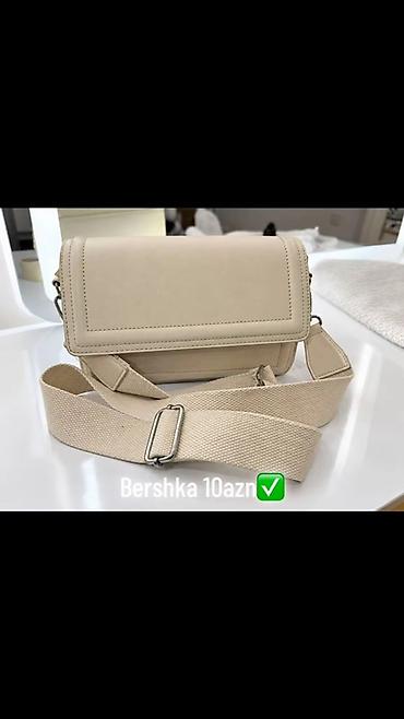 bolt sumka: Bershka qadın çiyn çantası — bej rəng. - Sadə və zərif dizayn — 1