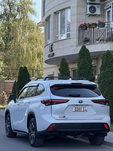 toyota hailender: Toyota Highlander: 2022 г., 2.5 л, Автомат, Гибрид, Кроссовер — 4