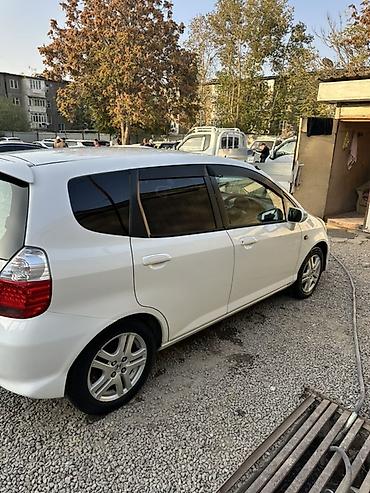 chevrolet gruze: Honda Fit: 2004 г., 1.5 л, Вариатор, Бензин, Хэтчбэк — 3
