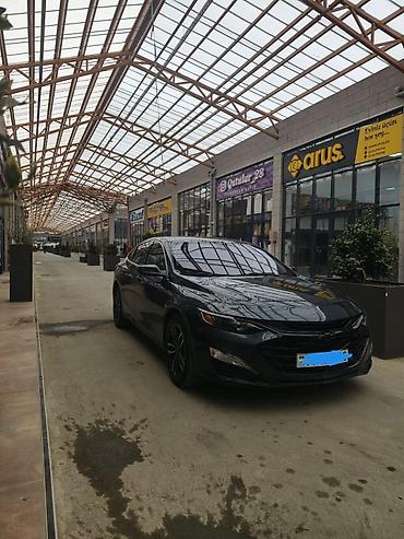 malibu stop: Chevrolet Malibu – 2019 1.5 motor benzin Xüsusiyyətlər: - Korpus: 4 — 2