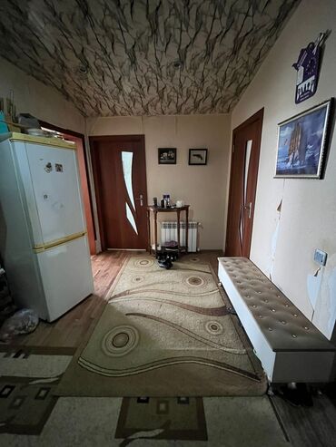 Köhnə tikili: Xırdalan, 3 otaqlı, Köhnə tikili, 111 kv. m — 2