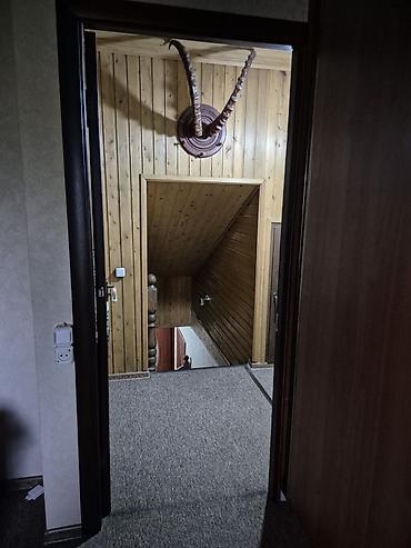 Продажа коттеджей и домов: 🏡 **Продаётся мансардный дом** 📍 Локация: Новопавловка, ул. Кирова 📐 — 14