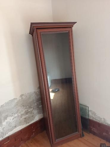 taxta kreslo: Klassik tərzli şkaf qapısı – güzgülü - Material: taxta karkas, tünd — 1