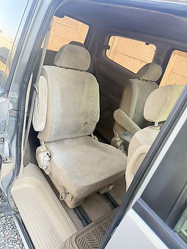 аварийная авто машина: Nissan Serena: 2002 г., Автомат, Газ, Минивэн — 7
