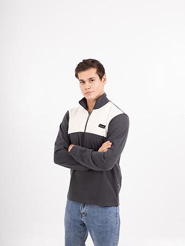 Свитера: СКИДКИ СКИДКИ СКИДКИ Хорошая качественная ткань кашемир Остались — 10