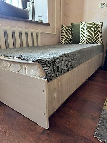 bunk bed: Односпальная кровать с прямой спинкой - Размер спального места — 2