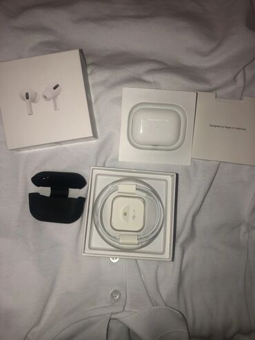 Наушники: Вакуумные, Apple, Новый, Беспроводные (Bluetooth), Классические