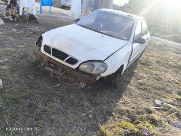 Daewoo: Daewoo Lanos: 2000 г., 1.5 л, Механика, Бензин