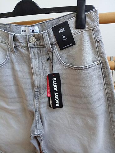baletanke devojcice: Nove, džins bermude (baggy jorts) New Yorker, svetlo sive boje, vel — 2
