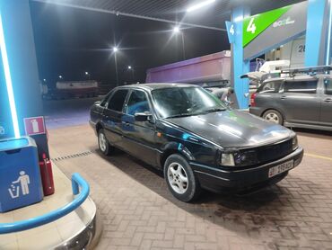 продажа авто в киргизии колеса: Volkswagen Passat: 1989 г., 1.8 л, Механика, Газ, Седан