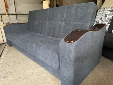 Прямые диваны: Прямой диван, Новый, Трехместный — 5