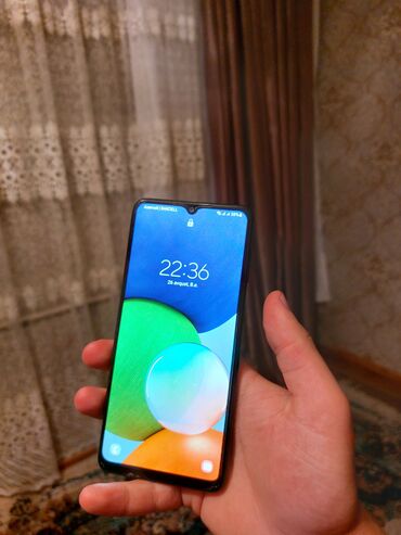 телефон fly iq4416: Samsung Galaxy A22, 4 GB, rəng - Qara, Barmaq izi, Face ID