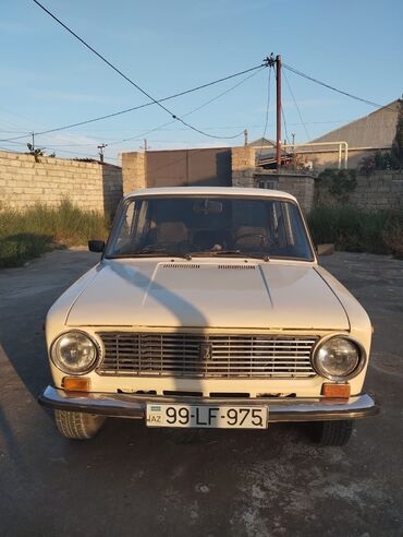 099 lada: VAZ (LADA) 2101: 1.5 l | 1979 il | 249464 km Sedan