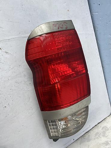 granvia: Задний левый стоп-сигнал Toyota 2001 г., Б/у, Оригинал, Япония — 1