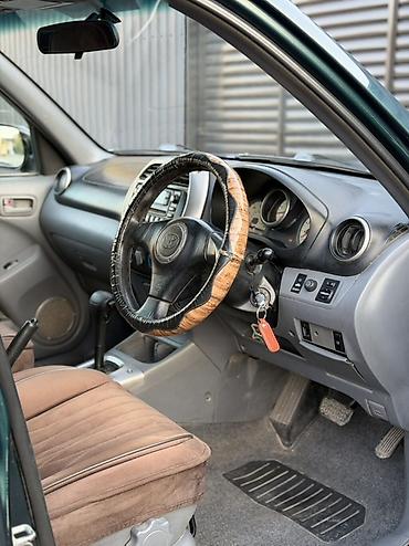 Продажа авто: Toyota RAV4: 2002 г., 2 л, Автомат, Бензин, Кроссовер — 6