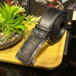 Kape i aksesoari: Kaiševi od kože
Cena:3100 din

100% koža — 16