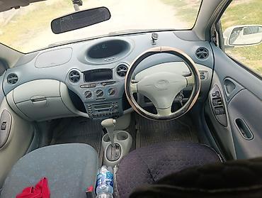 маленький машинка: Toyota Vitz: 2001 г., 1 л, Автомат, Бензин, Хэтчбэк — 5