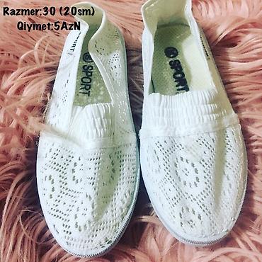Ayaggabi ag rengdedi, 30 olchude, stelka 20 sm, cemi 1 defe tedbire lalafo.az -da Ayaggabi ag rengdedi, 30 olchude, stelka 20 sm, cemi 1 defe tedbire