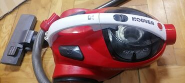 Klasični usisivači: Usisivač HOOVER bez kese kompletan dobar
Odlično vuče
 Mirjevo — 8