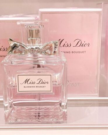духи miss dior: Откройте для себя Miss Dior Blooming Bouquet - цветочную и нежную