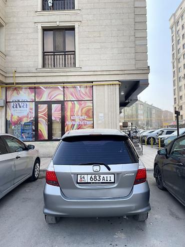 Honda: Honda Jazz: 2007 г., 1.3 л, Механика, Бензин, Хэтчбэк — 5