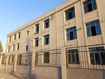 ищу однокомнатную квартиру: 3 комнаты, 89 м², Элитка, 1 этаж, ПСО (под самоотделку)