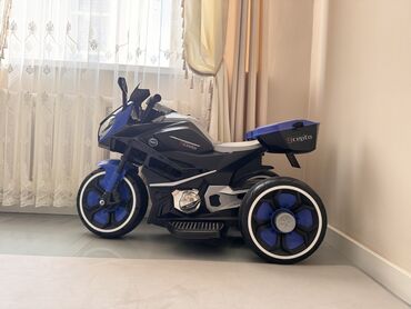 детский мотоцыкл: Детский электрокар, Б/у