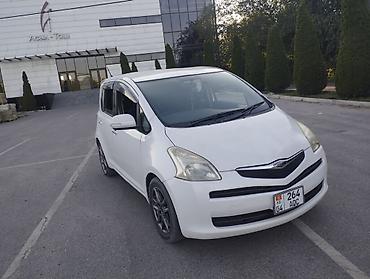 шевроны: Toyota Ractis: 2005 г., 1.5 л, Автомат, Бензин, Хэтчбэк — 2