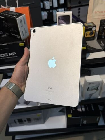 wifi saz: • IPad Pro 11 // 64GB // 2018 // • Tam ideal veziyyetdedir.Hec bir