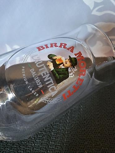 Čaše: Case nove za pivo,Birra Moretti. Case nove,sve na njima odsjaj od na lalafo.rs — 11 Čaše: Case nove za pivo,Birra Moretti. Case nove,sve na njima odsjaj od — 11