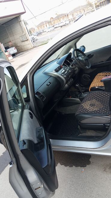 хонда жаз левый руль: Honda Fit: 2002 г., 1.3 л, Автомат, Бензин
