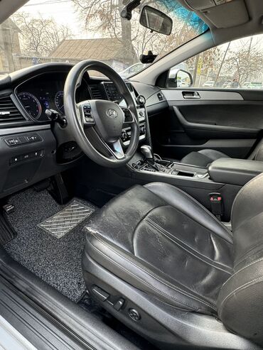 Hyundai: Hyundai Sonata: 2019 г., 2 л, Автомат, Газ, Седан — 8