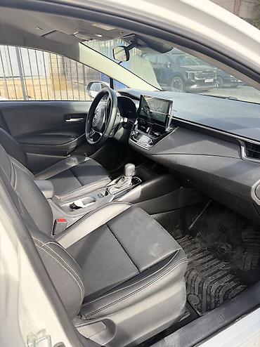 toyota karola: Toyota Corolla: 2023 г., 1.8 л, Гибрид, Седан — 6
