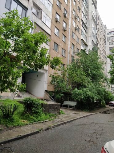 квартира 7500: 4 комнаты, 82 м², Индивидуалка, 3 этаж, Старый ремонт