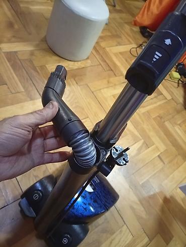 Štapni usisivači: Miele ART uspravni usisivač MIRJEVO - Tip: uspravni (stick) usisivač — 7